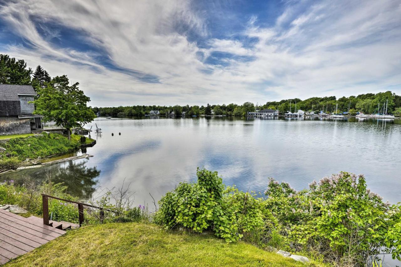 Family Cottage On Chaumont Bay, Walk To Downtown المظهر الخارجي الصورة